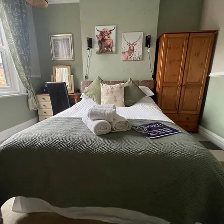 Monico Guest house Scarborough
