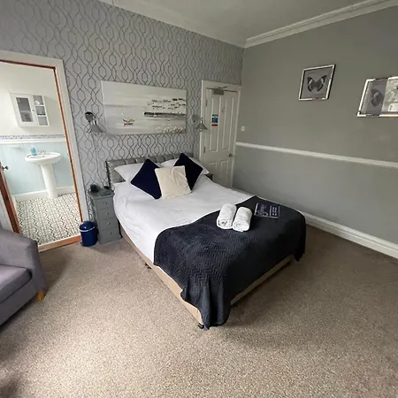 Monico Guest house Scarborough