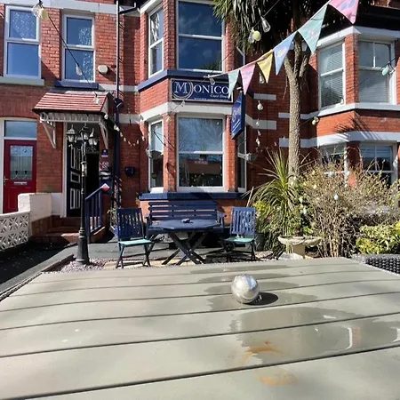 Monico Guest house Scarborough