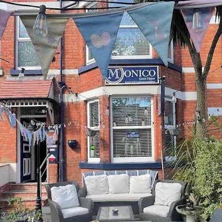 Monico 3* Scarborough