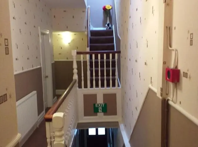 בית הארחה Monico 3*