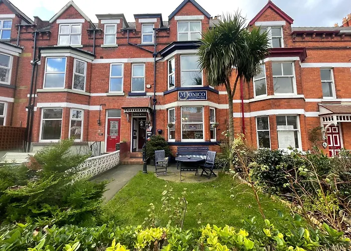 Guest house Monico 3*