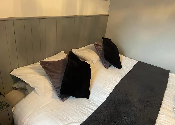 Monico 3* Scarborough