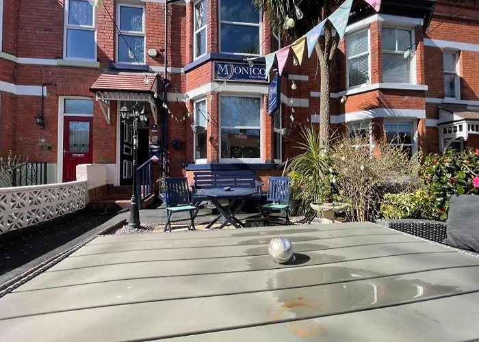Monico Guest house Scarborough