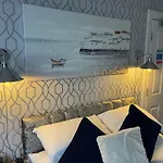 Guest house Monico Scarborough